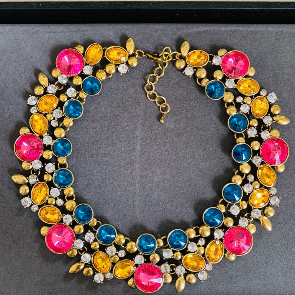 Brand New: Statement Necklace